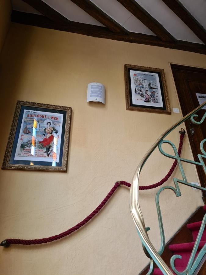 Au Soleil Boulonnais Bed & Breakfast บูโลญ-ซูร์-แมร์ ภายนอก รูปภาพ