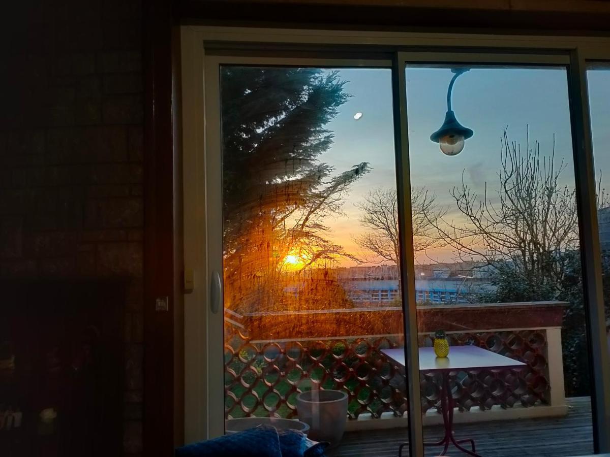 Au Soleil Boulonnais Bed & Breakfast บูโลญ-ซูร์-แมร์ ภายนอก รูปภาพ
